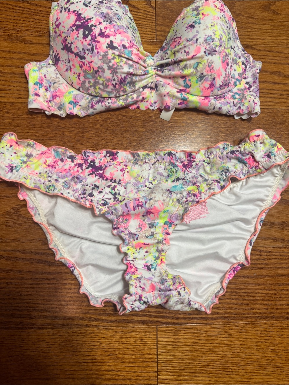 Victoria's Secret 32B/ Small Multicolor Neon Print Bikini Set - Picture 2 of 8